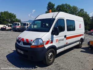 Fourgon avec parois et toit rigide Renault Master