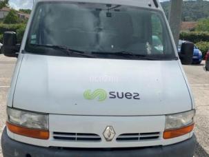 Fourgon avec parois et toit rigide Renault Master