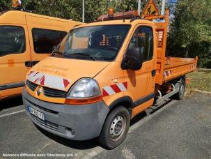 Fourgon avec parois et toit rigide Renault Master