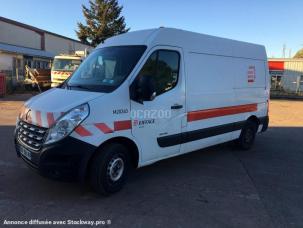 Fourgon avec parois et toit rigide Renault Master