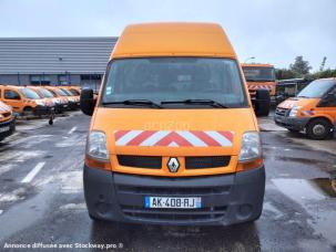 Fourgon avec parois et toit rigide Renault Master