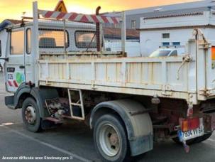 Benne basculante de chantier et de TP Renault S135