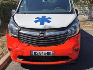 Ambulance (pour personne couchée) Opel Vivaro