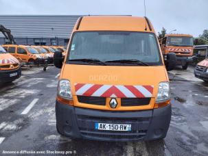 Fourgon avec parois et toit rigide Renault Master