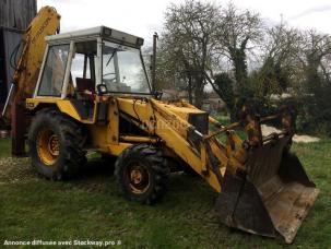 Tractopelle rigide Jcb 3CX