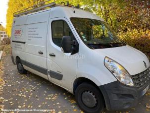 Fourgon avec parois et toit rigide Renault Master