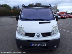 Fourgon avec parois et toit rigide Renault Trafic