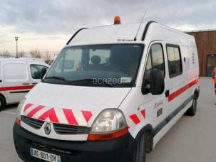 Fourgon avec parois et toit rigide Renault Master