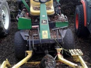 Tondeuse John Deere F 11 45