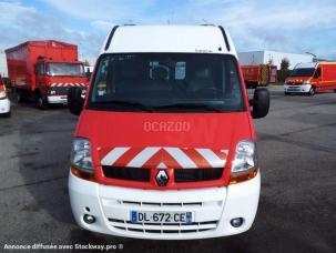 Fourgon avec parois et toit rigide Renault Master