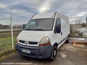 Fourgon avec parois et toit rigide Renault Master