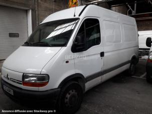 Fourgon avec parois et toit rigide Renault Master