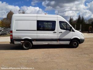 Fourgon avec parois et toit rigide Mercedes Sprinter