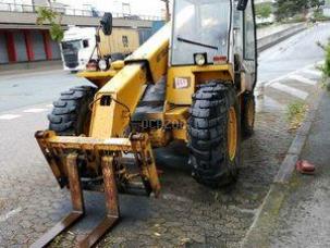  Jcb 520-4