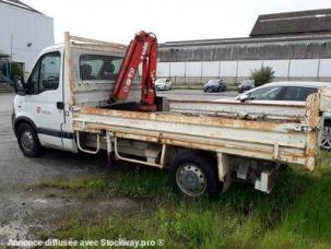 Fourgon avec parois et toit rigide Renault Master