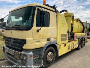 Voirie Mercedes Actros