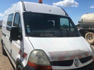 Fourgon avec parois et toit rigide Renault Master