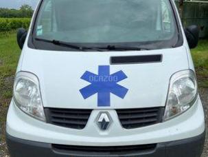 Ambulance (pour personne couchée) Renault Trafic