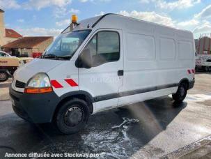 Fourgon avec parois et toit rigide Renault Master