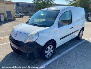Fourgon avec parois et toit rigide Renault Kangoo
