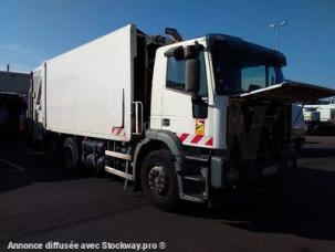 Benne à ordure ménagères Iveco 240E26