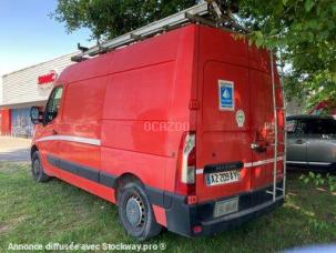 Fourgon avec parois et toit rigide Renault Master