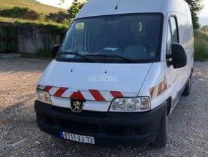 Fourgon avec parois et toit rigide Peugeot Boxer