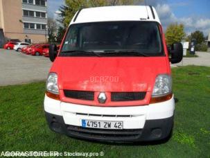 Fourgon avec parois et toit rigide Renault Master