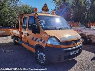 Fourgon avec parois et toit rigide Renault Master