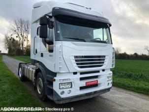 Pour semi-remorque Iveco 440S48