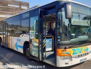 Autobus Setra S 415 NF