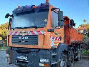 Benne basculante de chantier et de TP MAN 32.444