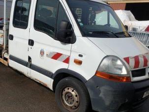 Fourgon avec parois et toit rigide Renault Master