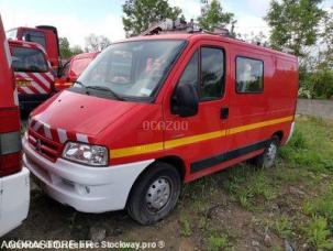 Fourgon avec parois et toit rigide Citroën Jumper