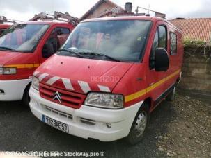 Fourgon avec parois et toit rigide Citroën Jumper