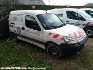 Fourgon avec parois et toit rigide Citroën Berlingo