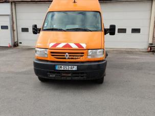 Fourgon avec parois et toit rigide Renault Mascott