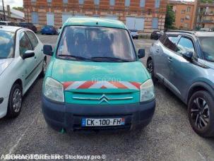 Fourgon avec parois et toit rigide Citroën Berlingo