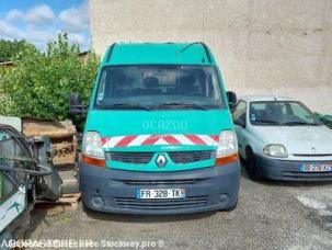 Fourgon avec parois et toit rigide Renault Master