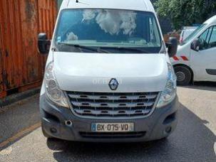 Fourgon avec parois et toit rigide Renault Master