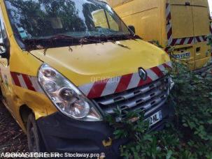 Fourgon avec parois et toit rigide Renault Master