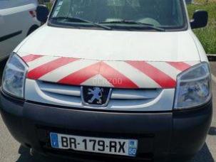 Fourgon avec parois et toit rigide Peugeot Partner
