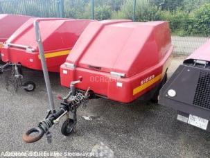 Fourgon bâché avec parois rigides nc MPR