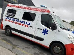 Ambulance (pour personne couchée) Renault Master