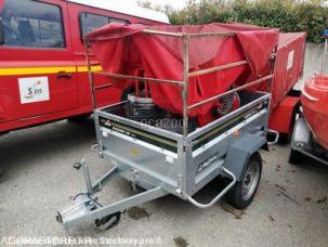Fourgon bâché avec parois rigides nc 156 13P