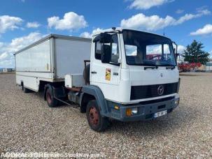 Pour semi-remorque Mercedes 817