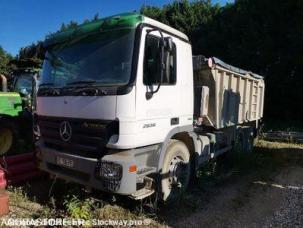 Benne basculante de chantier et de TP Mercedes 2636