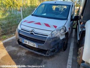 Fourgon avec parois et toit rigide Citroën Berlingo
