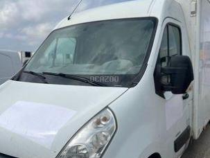 Fourgon avec parois et toit rigide Renault Master