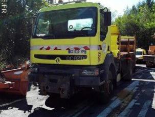 Benne basculante de chantier et de TP Renault KERAX255